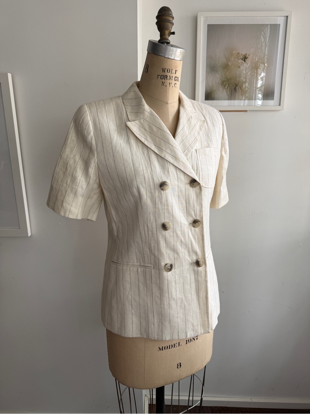 Vintage Harvé Benard Cream Pinstripe Short-Sleeve Blazer